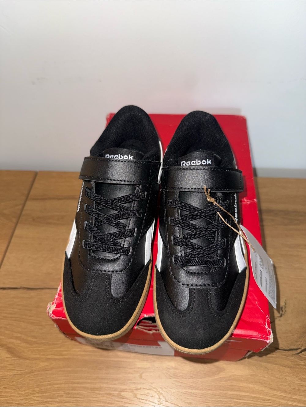 Reebok kids Classic Black and White Sneakers